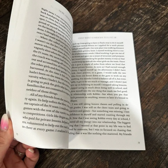 Hope, Grace & Faith Book by Leah Messer - Picture 2 of 3